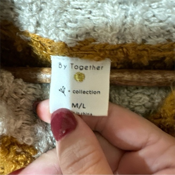 EUC - Anthropologie “By Together” Bohemian Desert Clay Poncho - Size M/L - Picture 4 of 4